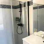 Contemporaine Avec Piscine Chauffee Proche Des Plages Sauvian