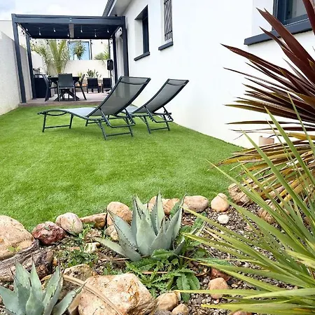 Vila Contemporaine Avec Piscine Chauffee Proche Des Plages Sauvian