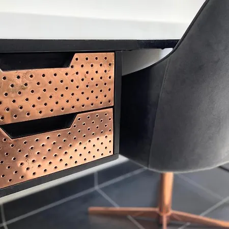 Contemporaine Avec Piscine Chauffée Proche Des Plages Sauvian