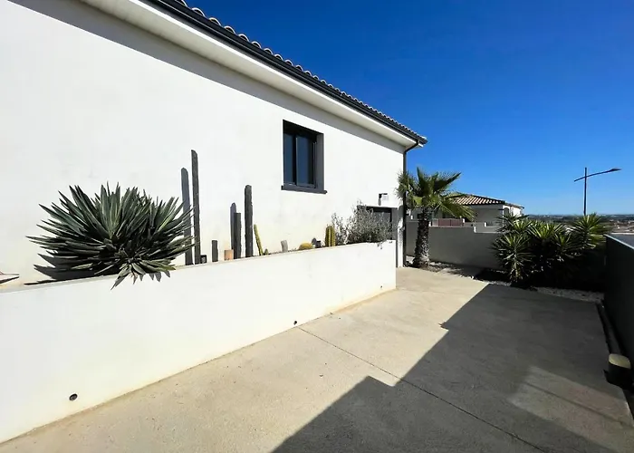 Contemporaine Avec Piscine Chauffee Proche Des Plages *