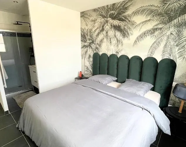 Contemporaine Avec Piscine Chauffee Proche Des Plages * Sauvian