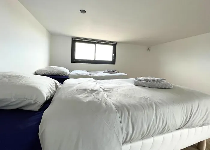 ヴィラ Contemporaine Avec Piscine Chauffee Proche Des Plages *
